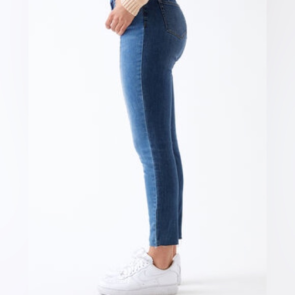 PacSun | Two Toned Denim High Waisted Jeans - Picture 4 of 11